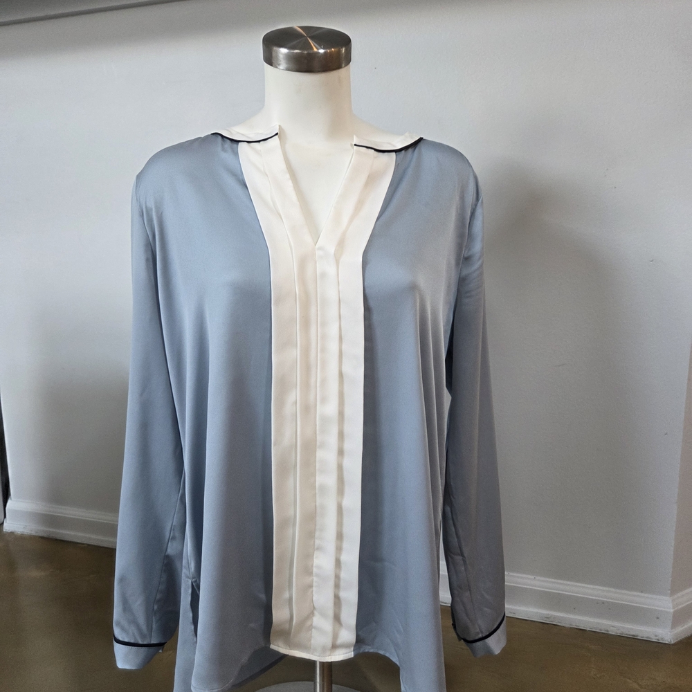 Ann Taylor Blue and White Blouse